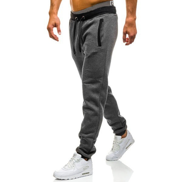 Men's sporty jogging pants with incorporated side pockets and adjustable drawstring Lisslune
