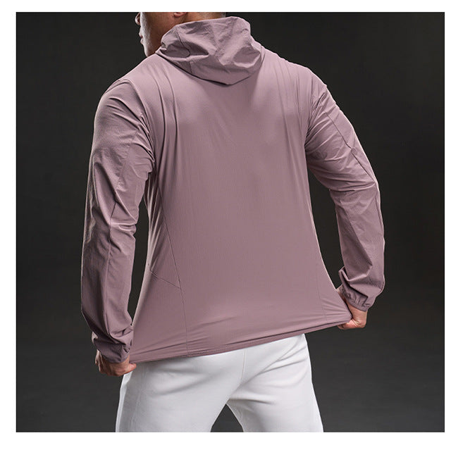 Men's breathable training top with hood and zip pocket Lisslune