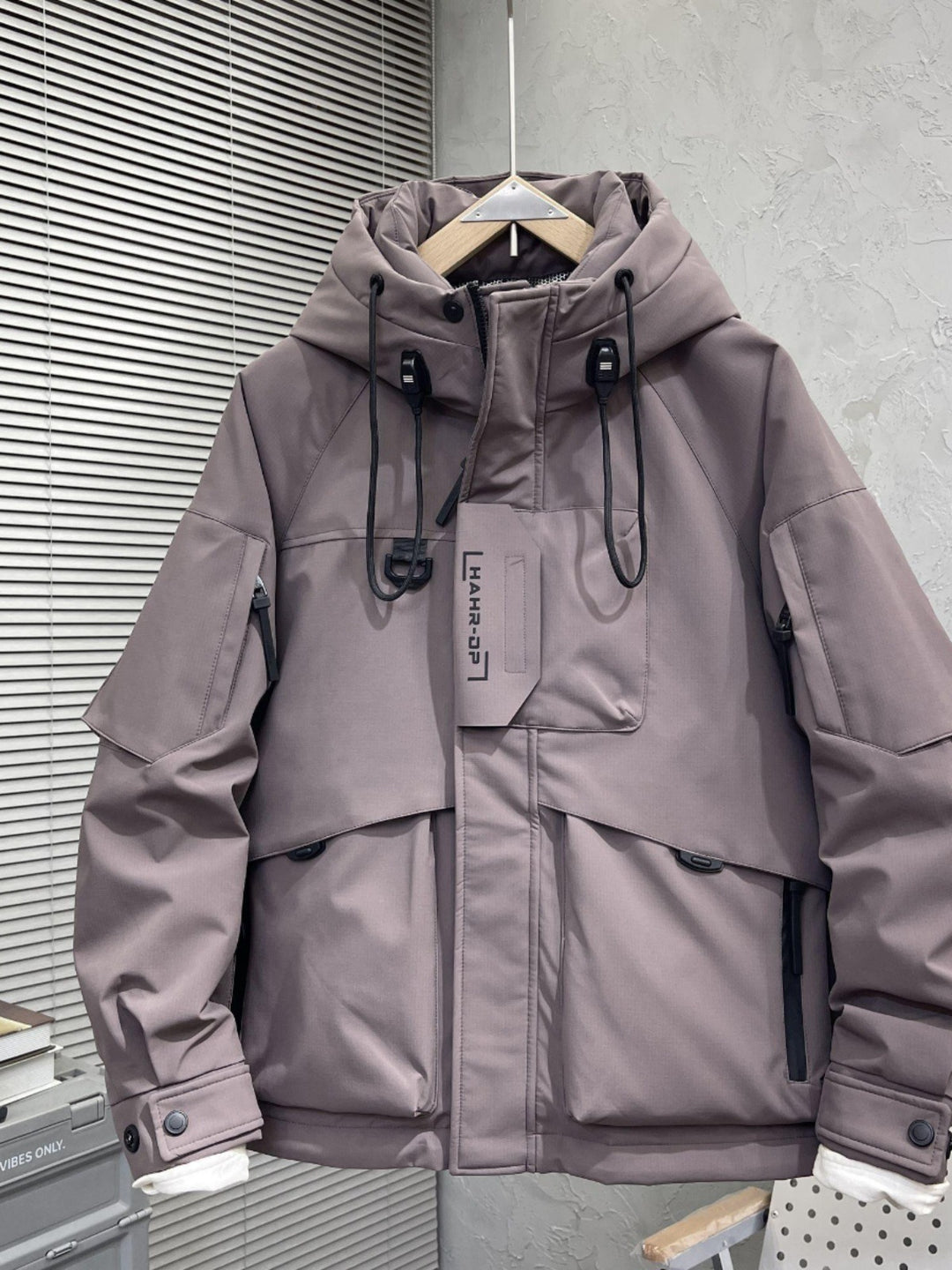 Men's Technical Outdoor Jacket with Innovative Hood Design Lisslune