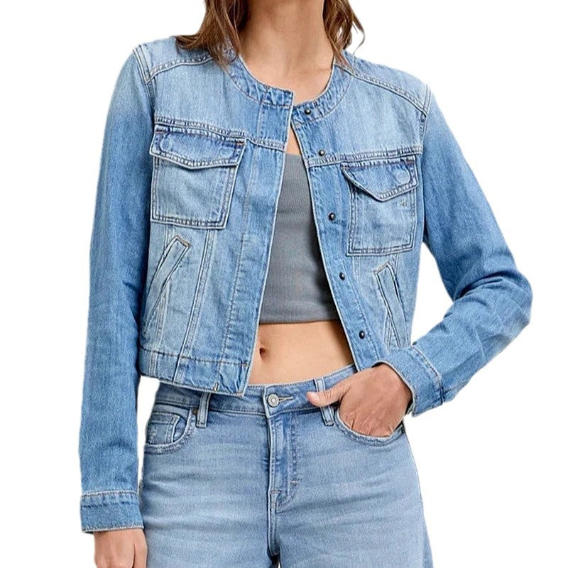 Women's denim jacket in a casual cropped cut with practical pockets and button details Lisslune