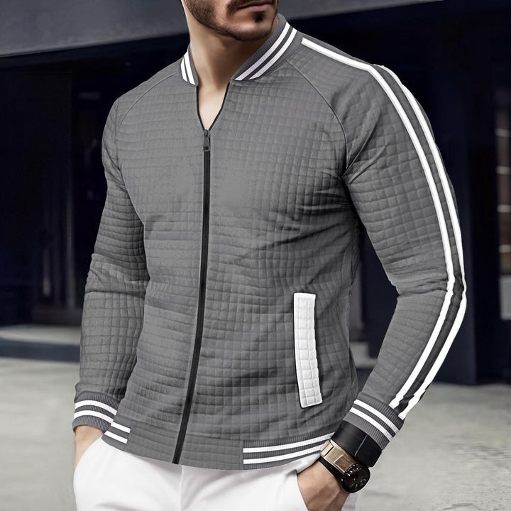 Men's sporty quilted jacket with modern cut and practical zip pockets Lisslune