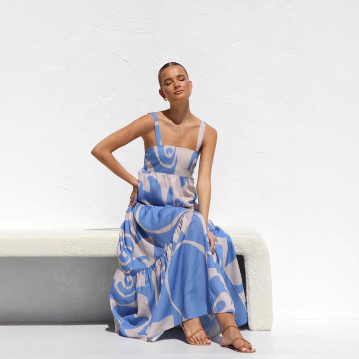 Ladies maxi dress with modern graphic pattern and airy ruffles