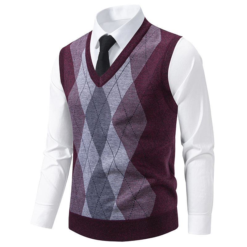 Men's sweater with V-neck and classic diamond pattern Lisslune