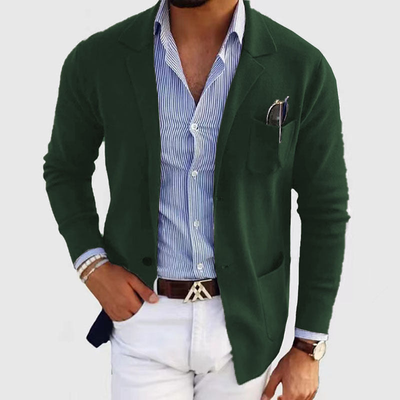 Men's elegant cardigan with subtle design and practical pockets Lisslune