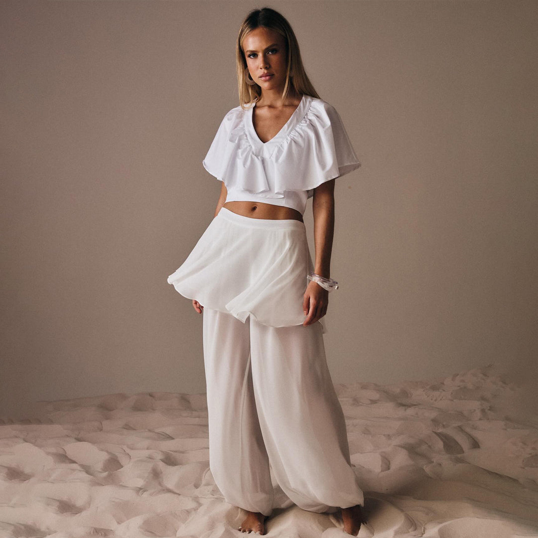 Women’s leisure set with casual top and wide trousers