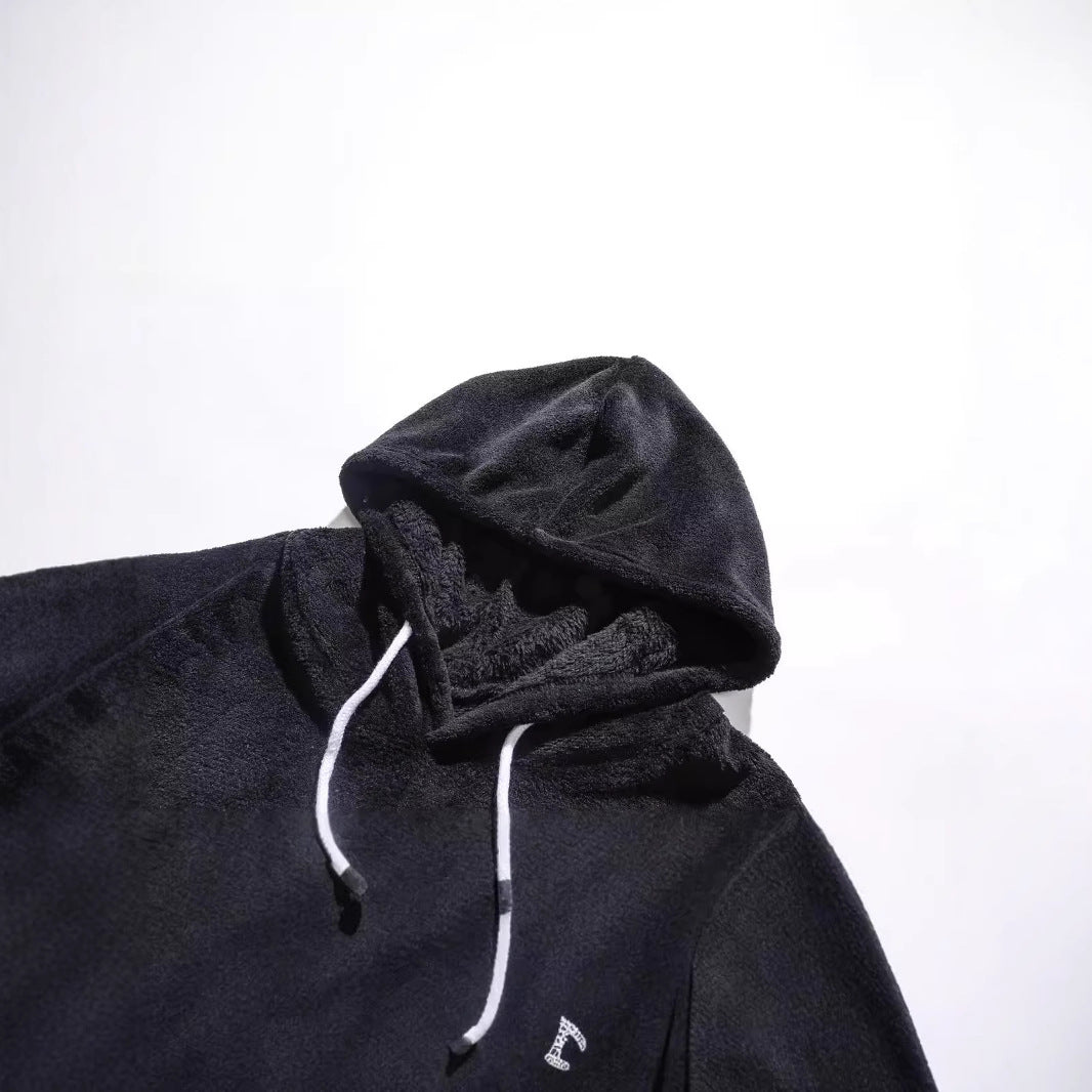 Men's hoodie made of soft fleece with kangaroo pocket Lisslune