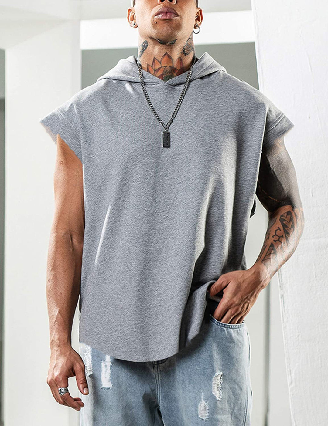 Men's hooded tank top with fashionable cut and practical kangaroo pocket Lisslune