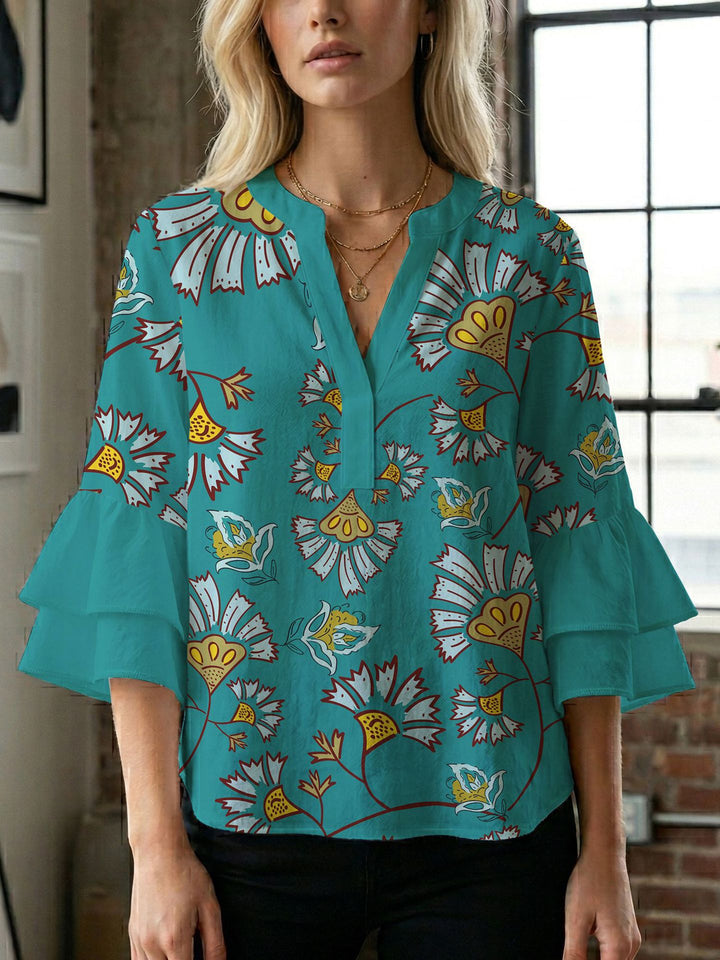 Ladies blouse with beautiful floral design Lisslune