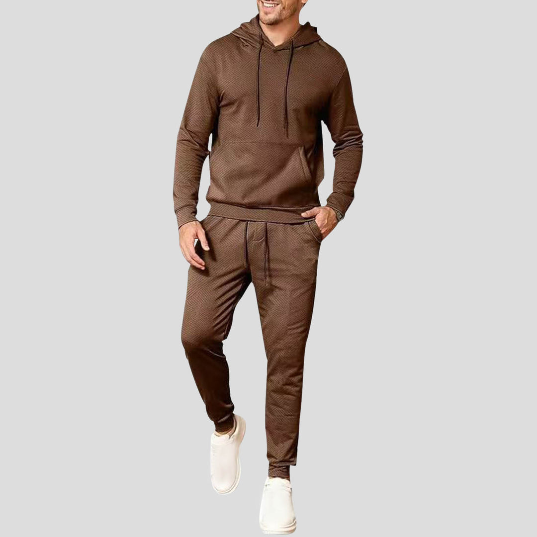 Men's sporty hoodie and jogging pants set with breathable materials Lisslune