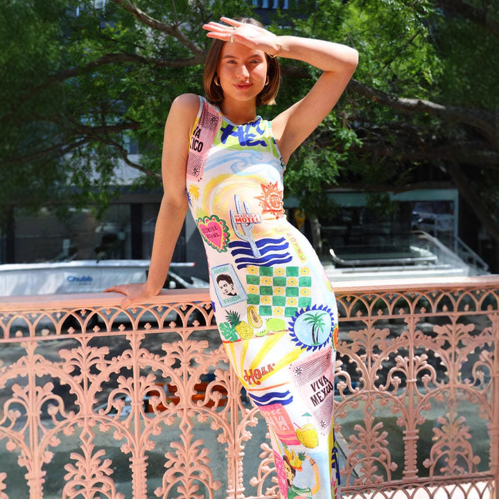 Ladies midi dress with colorful graphic print and figure-hugging cut Lisslune