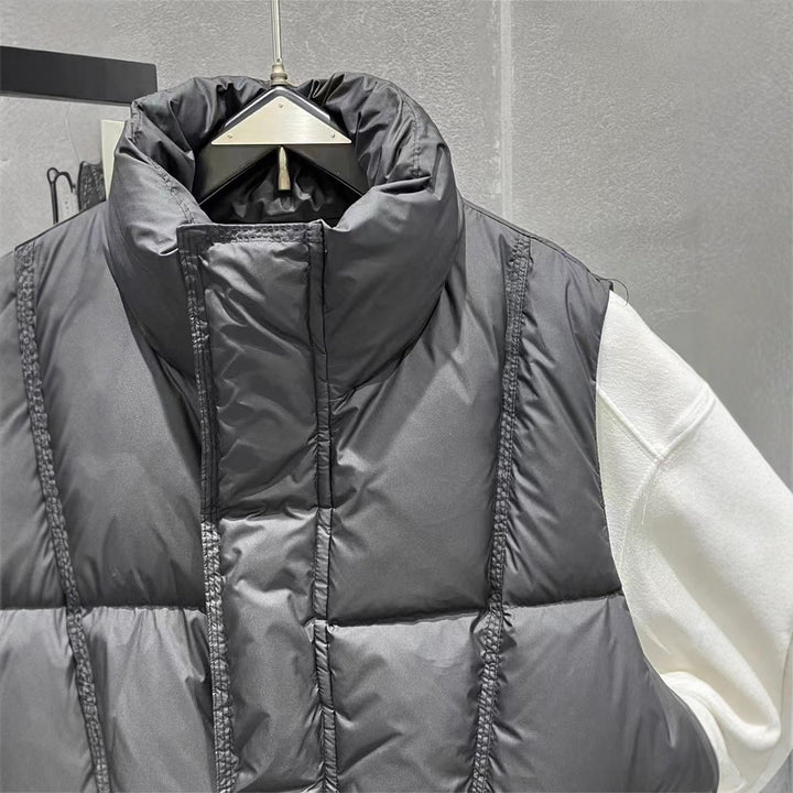 Men's Insulating Quilted Vest with High Collar and Practical Pockets Lisslune