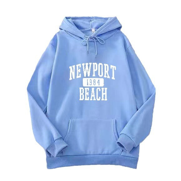 Women's hoodie with nostalgic Newport Beach lettering Lisslune