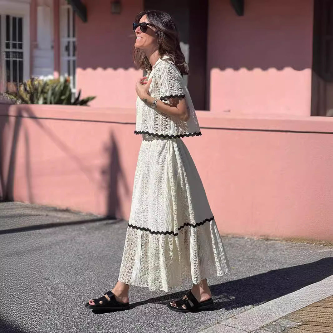 Women's maxi dress with voluminous skirt and elegant ruffle Lune London