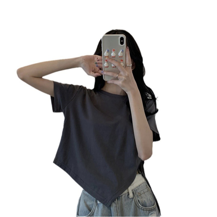 Women's crop top with asymmetric hem and loose fit