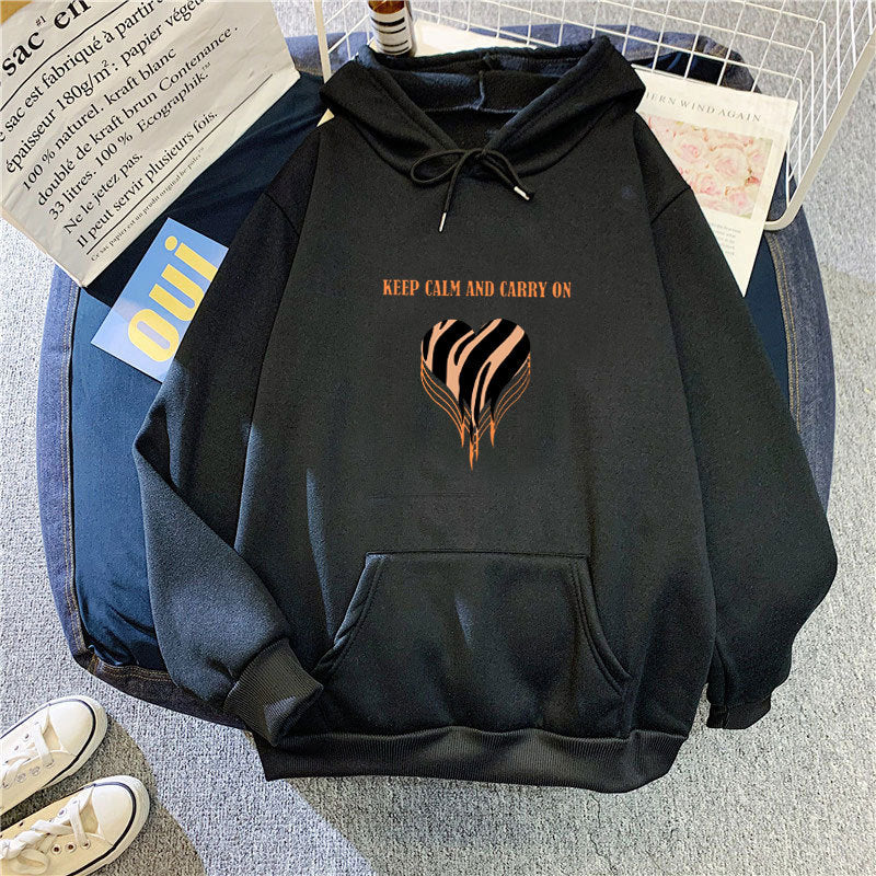 Women's hoodie with trendy heart design and comfortable fit Lisslune