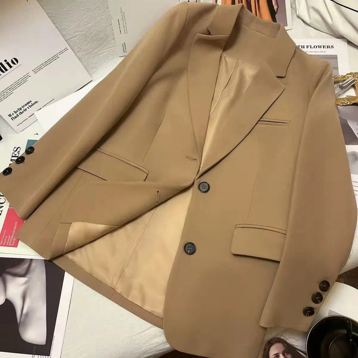 Women's elegant blazer in tailored cut  Lisslune