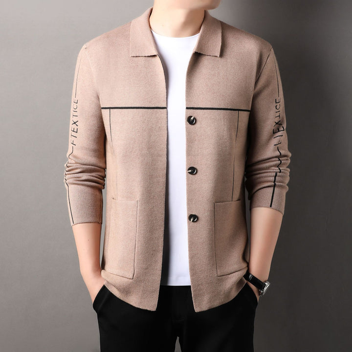 Men's cardigan with modern design and practical pockets Lisslune
