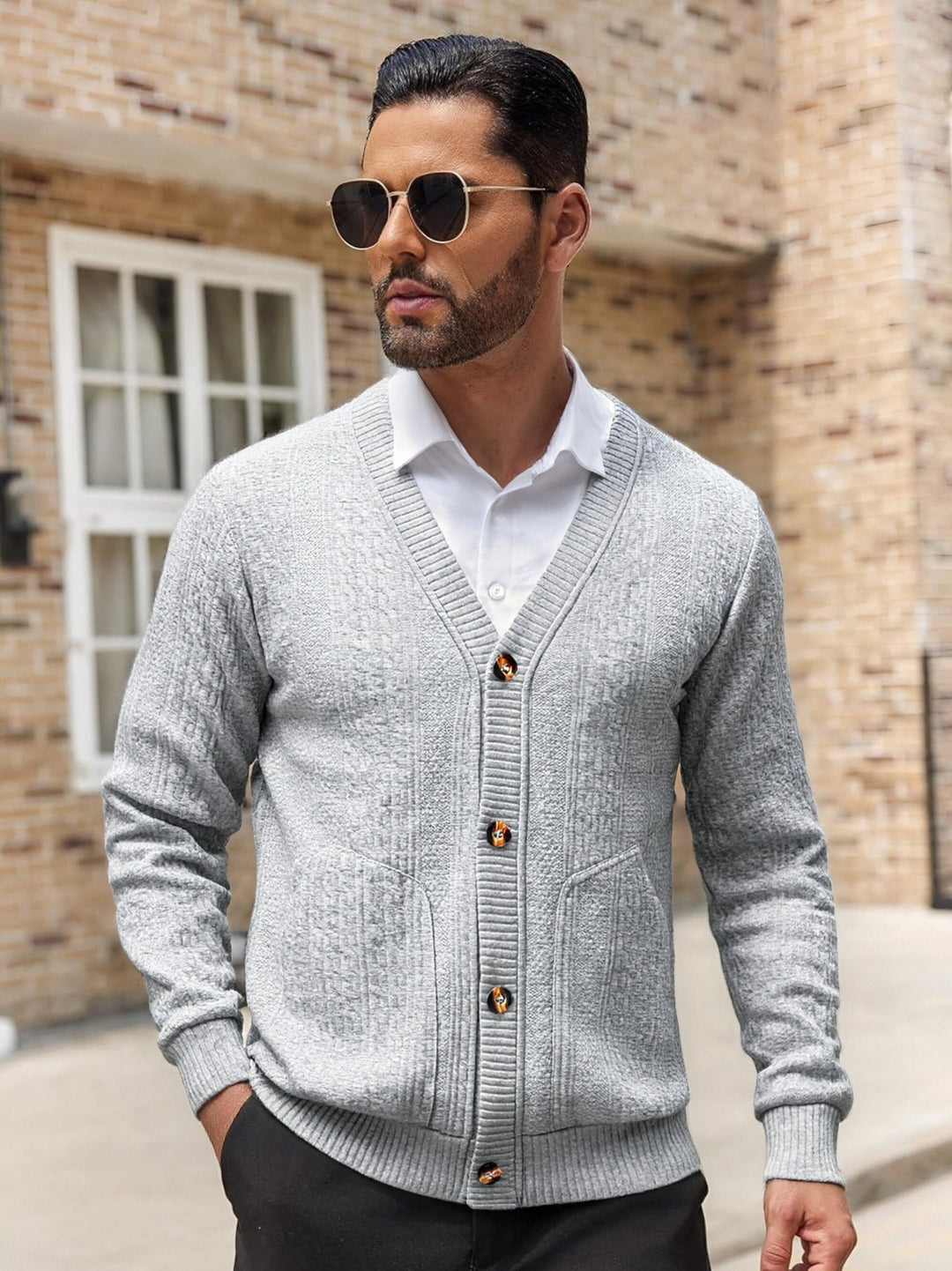 Men's cardigan with modern details and practical pockets Lisslune