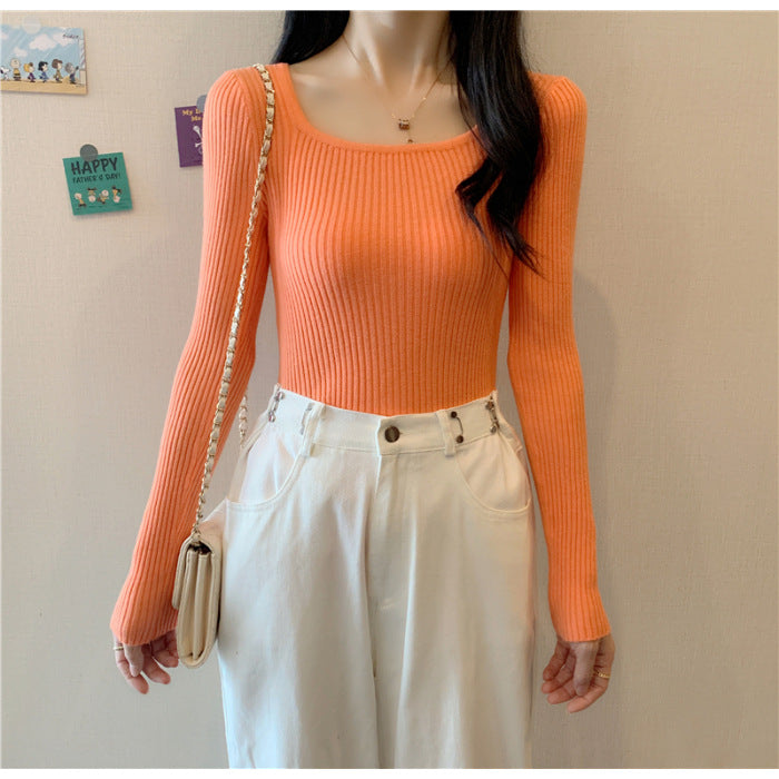 Women's Long Sleeve Ribbed Top with a Figure-Hugging Cut and Modern Cuffs