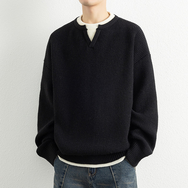 Men's knitted sweater with V-neck and textured design Lisslune