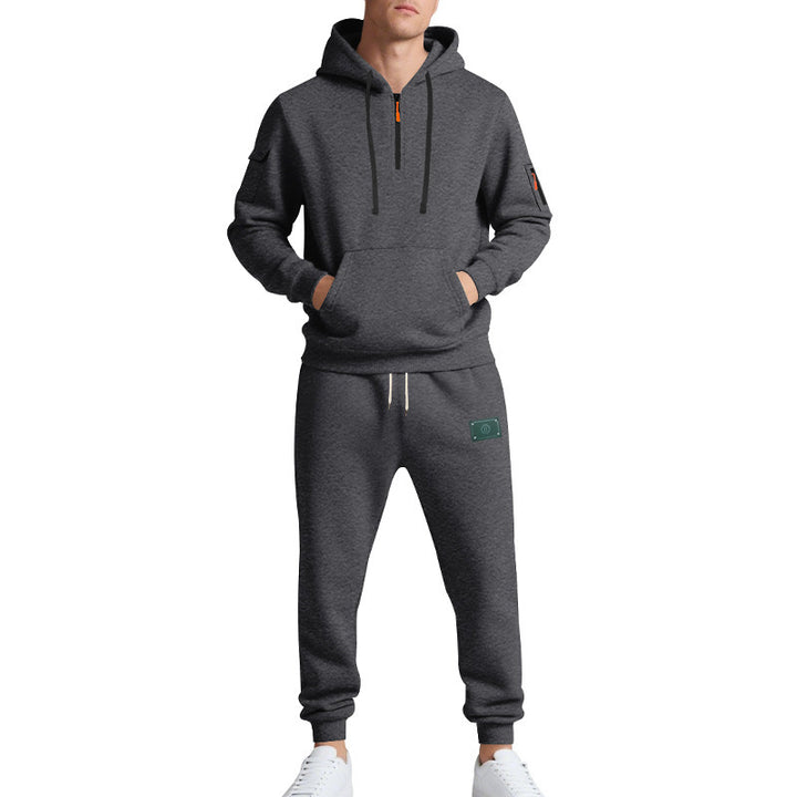 Men's sporty hoodie and tracksuit set with breathable properties and practical pockets Lisslune