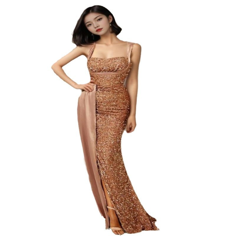 Ladies Glamorous Evening Dress with Shimmering Sequins and Elegant Slit Lisslune