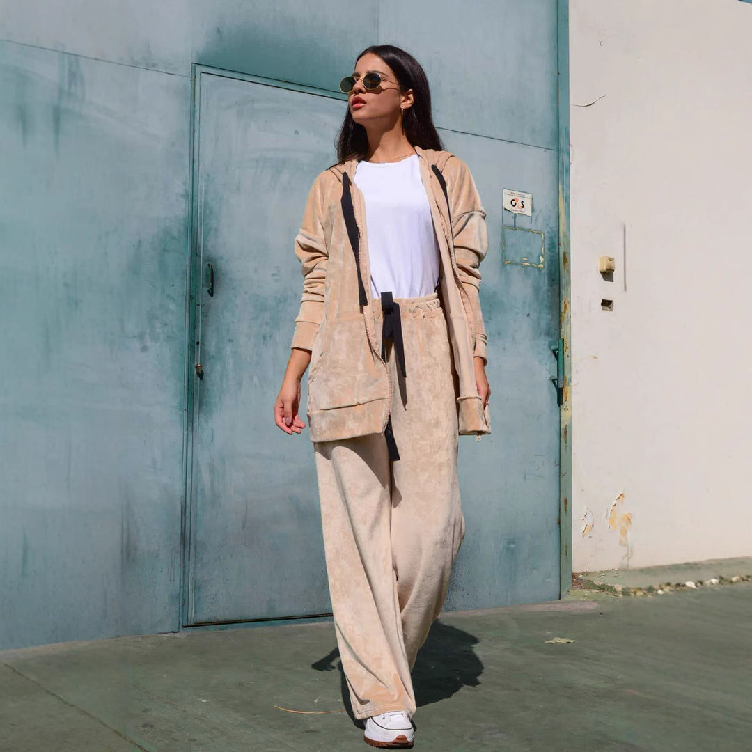 Women's Oversized Hooded Jacket made of soft Velour Lisslune
