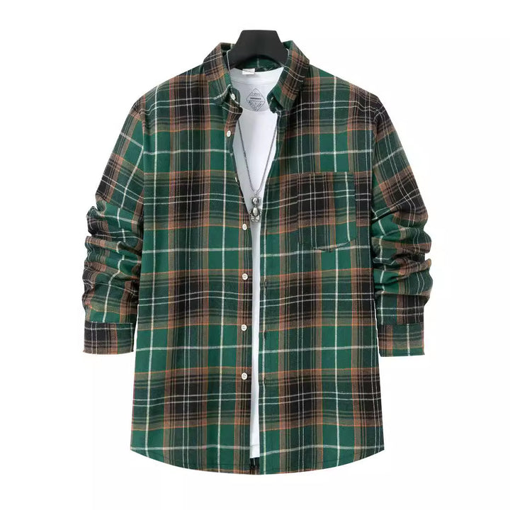 Men's check shirt with modern details and practical chest pocket Lisslune