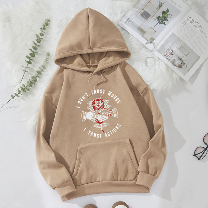 Women's hoodie with expressive design and cozy interior Lisslune