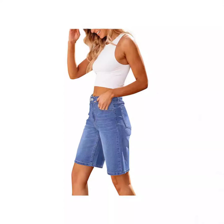 Women’s denim shorts with a casual cut and casual details Lisslune