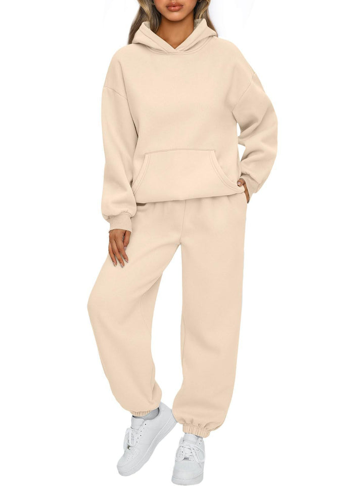Women's leisure jogging suit with soft lining and practical pockets Lisslune