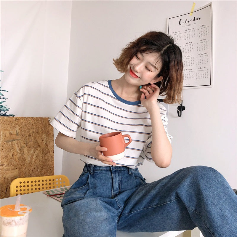 Women Striped T-Shirt with Round Neck and Loose Fit Lisslune
