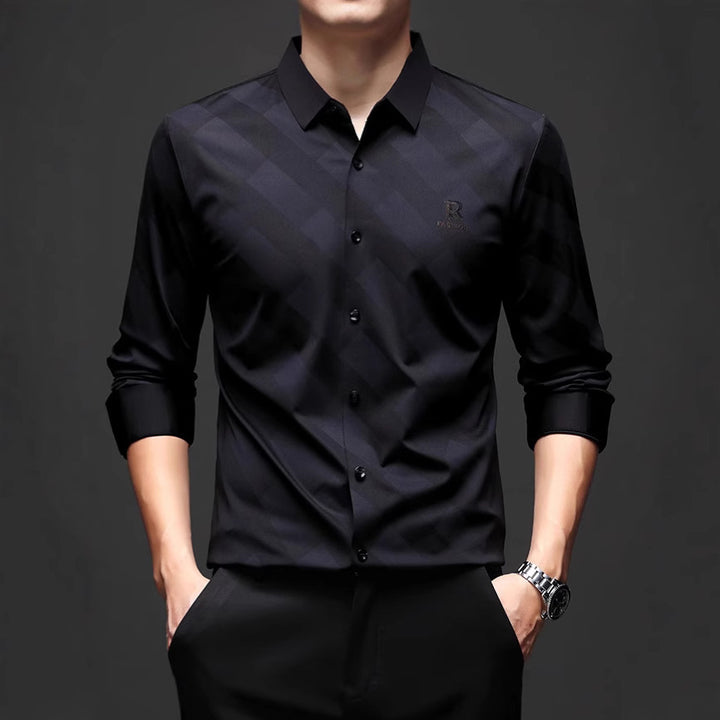 Men's Elegant Shirt with Modern Check Design Lisslune