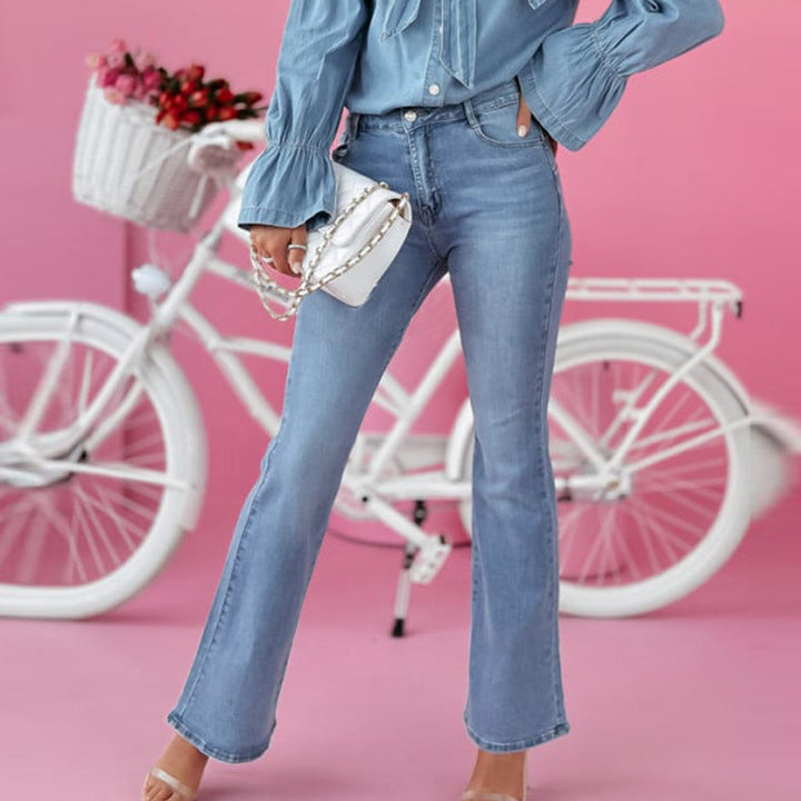 Ladies blouse shirt with ruffles and trendy collar Lisslune