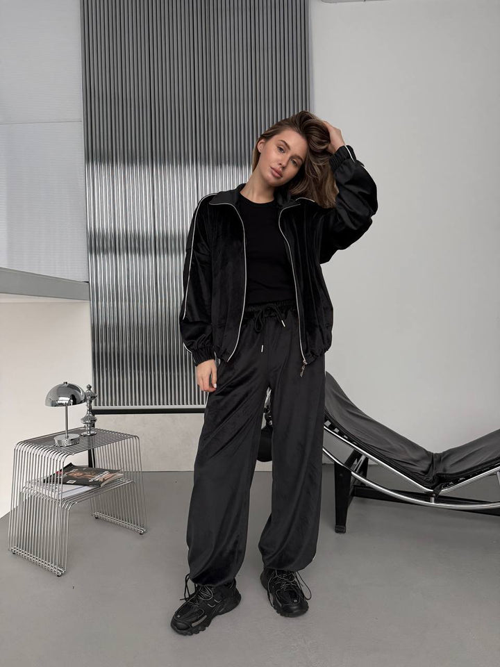 Women Sporty Satin Tracksuit Chic & Stylish