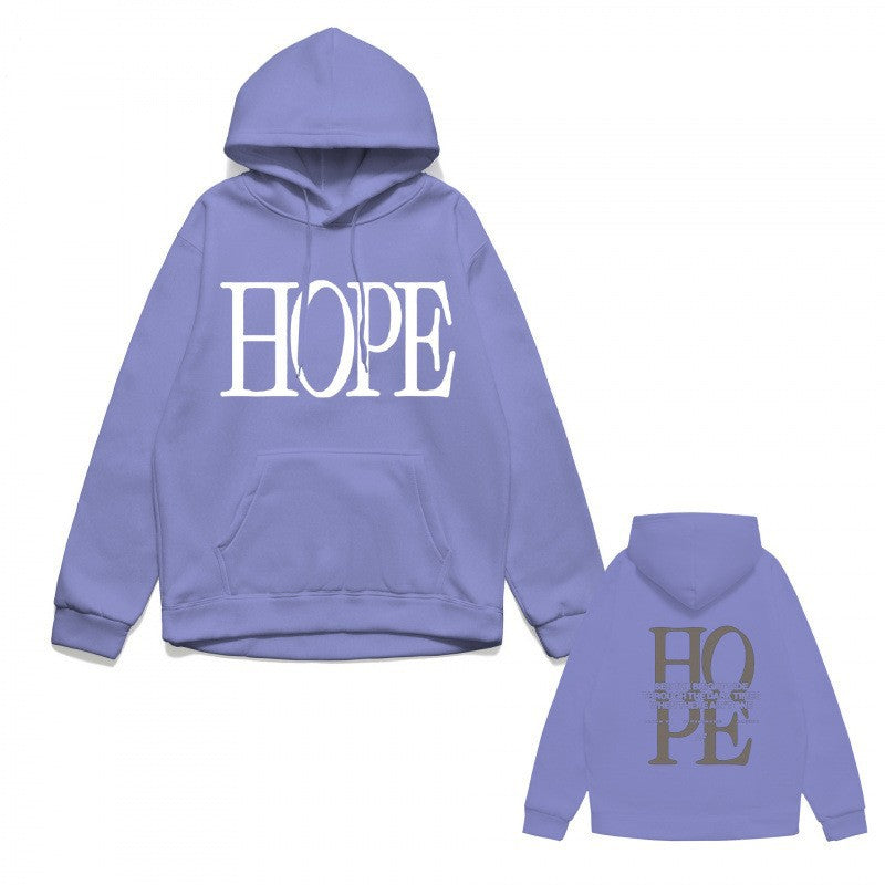 Women's hoodie with eye-catching lettering and conveniently designed kangaroo pocket Lisslune