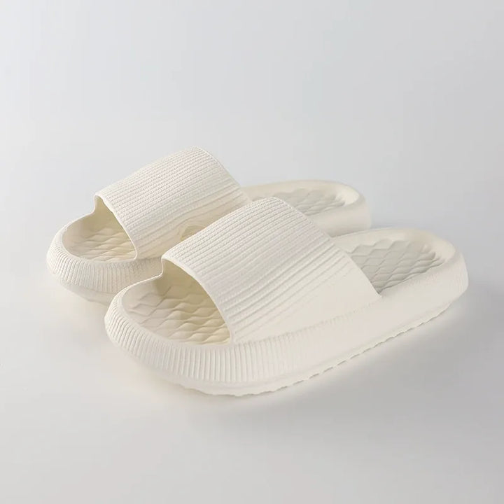 Lisslune | Cloudies - Extremely Soft Slippers