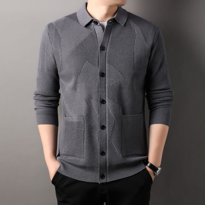 Men's cardigan with modern textured design and practical pockets Lisslune