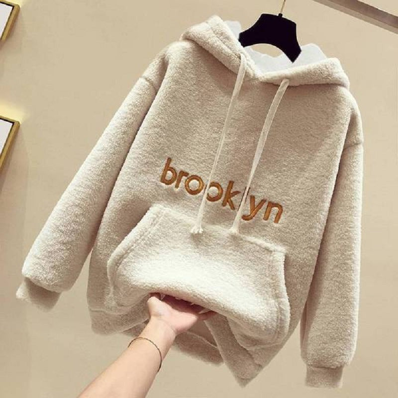 Women's cozy hoodie with comfortable fit and casual lettering Lisslune