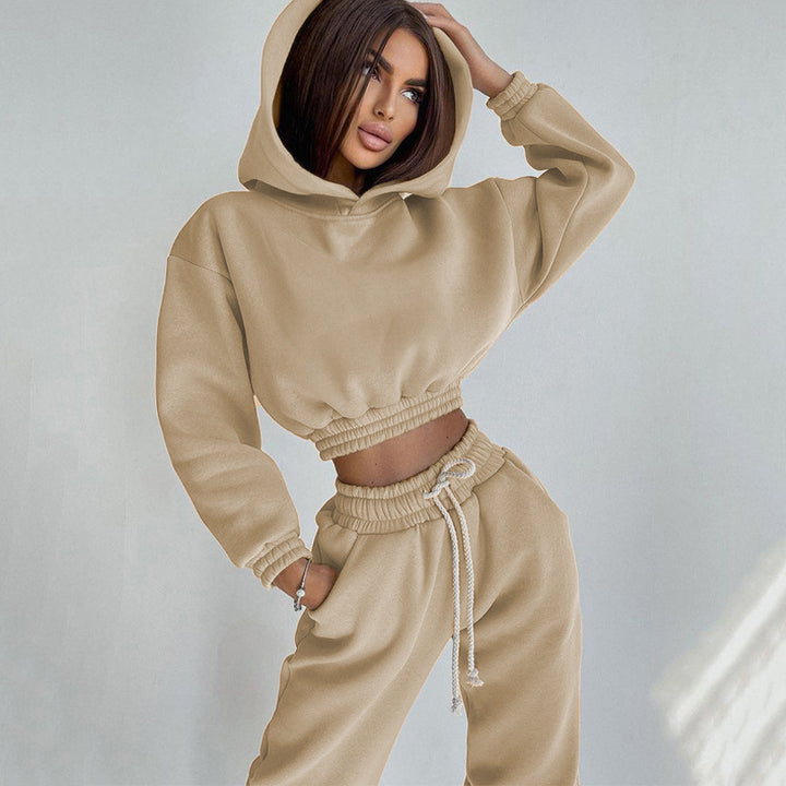 Women's fashionable sweatshirt and comfortable jogging pants set Lisslune