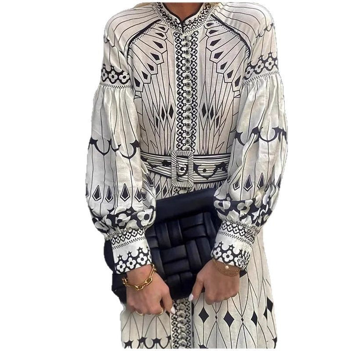 Ladies Elegant Shirt Dress with Graphic Pattern and Swinging Sleeves