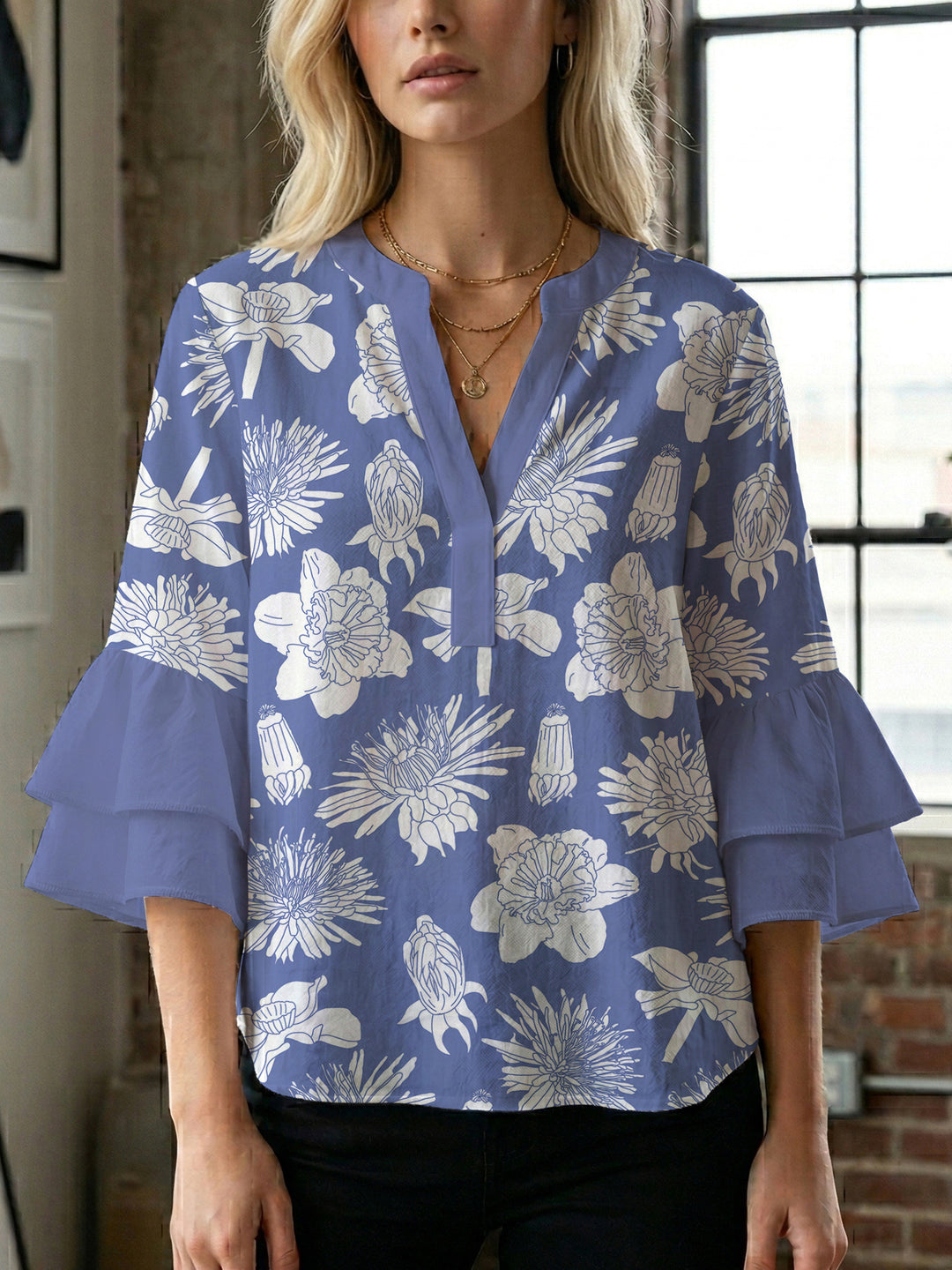 Ladies elegant blouse shirt with voluminous puff sleeves and graphic floral design Lisslune