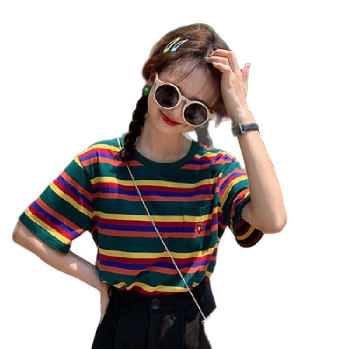 Women's striped T-shirt with a loose fit and classic round neck
