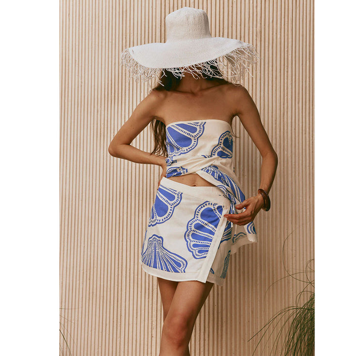 Ladies beach dress with maritime shell pattern Lune London