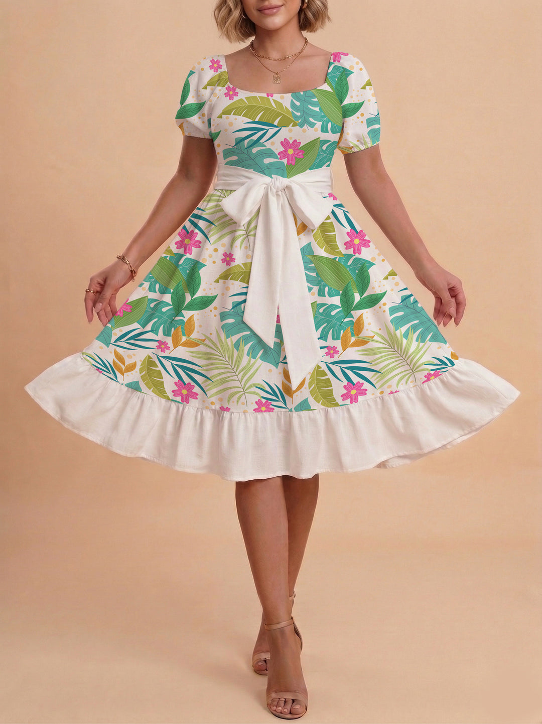 Women's dress with tailored fit and playful floral pattern Lisslune
