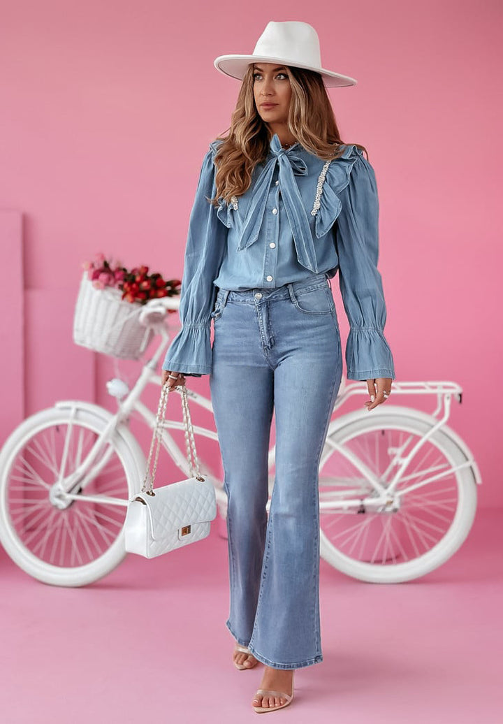 Ladies blouse shirt with ruffles and trendy collar Lisslune