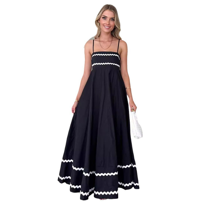 Women's airy long dress with delicate ruffle details and adjustable spaghetti straps Lisslune
