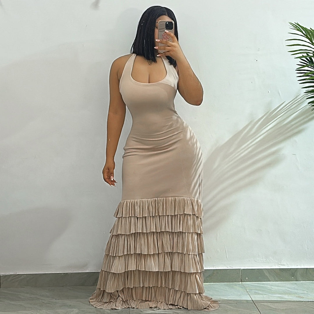 Ladies Maxi Dress with refined ruffle and tailored cut