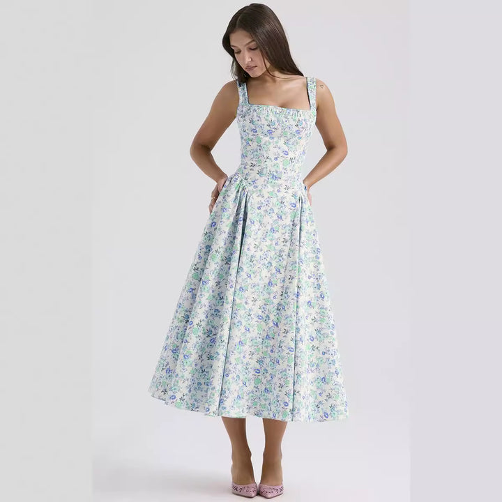Women’s midi dress with floral pattern and flared skirt Lune London