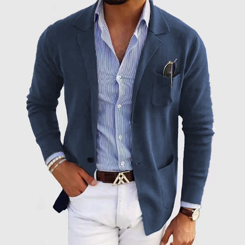 Men's elegant cardigan with subtle design and practical pockets Lisslune